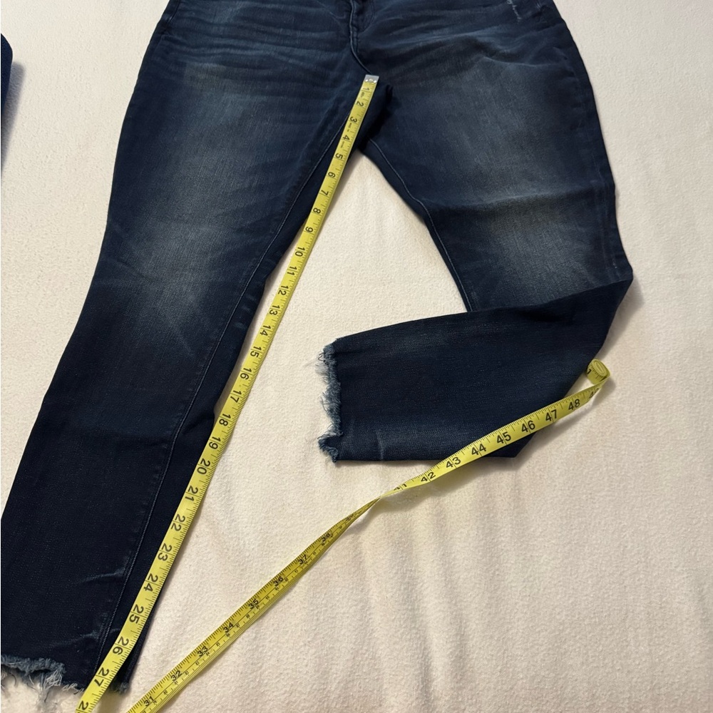 Express Dark Wash Ankle Crop Jeans - Distressed Hem